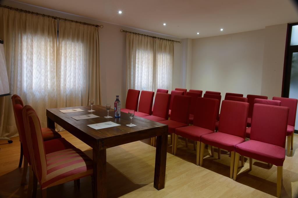 Aparthotel Mm Badajoz Exterior foto