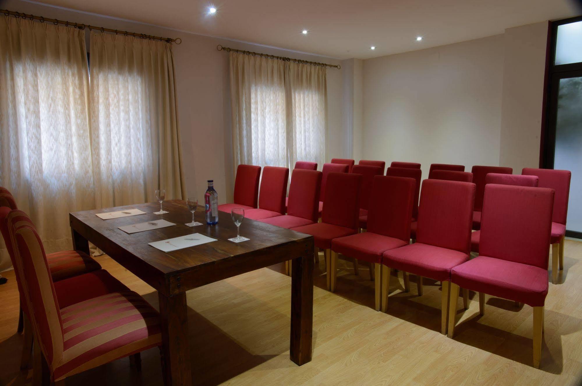 Aparthotel Mm Badajoz Exterior foto