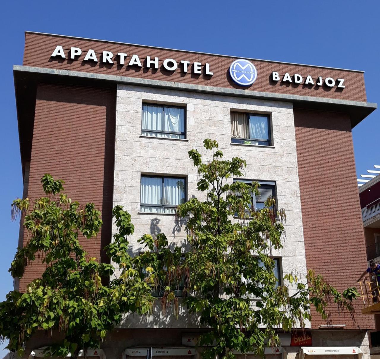 Aparthotel Mm Badajoz Exterior foto